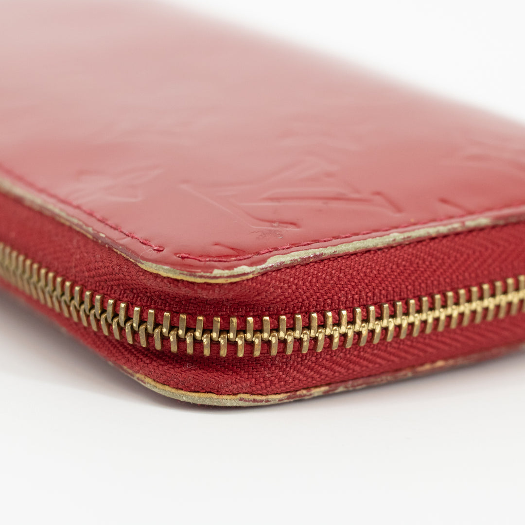 Louis Vuitton Vernis Red Zippy Wallet #1761