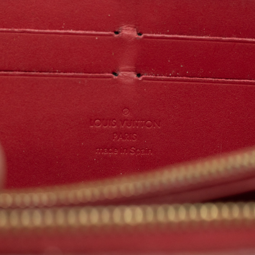 Louis Vuitton Vernis Red Zippy Wallet #1761