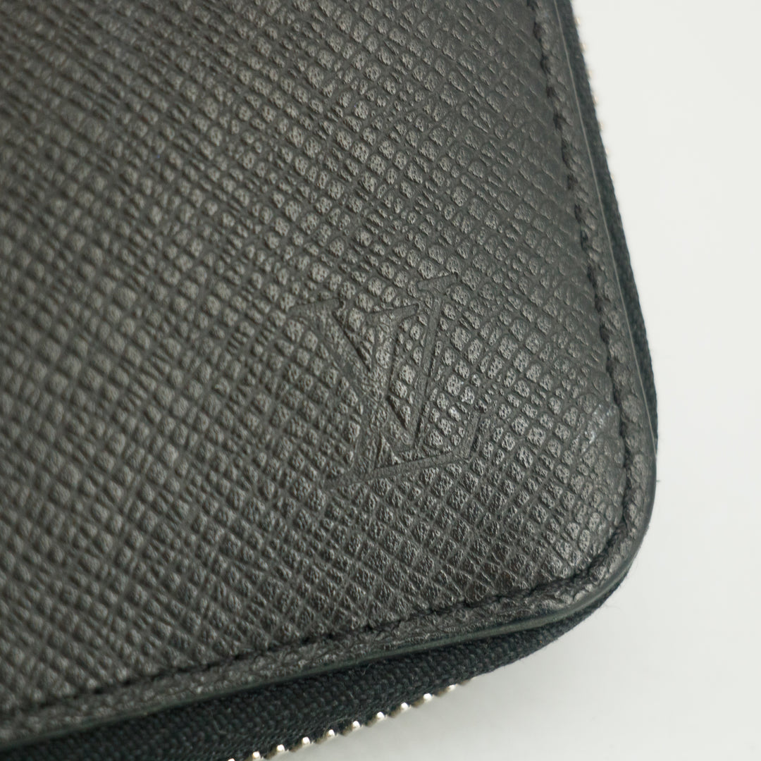 Louis Vuitton Black Epi Vertical Zippy Wallet #2734