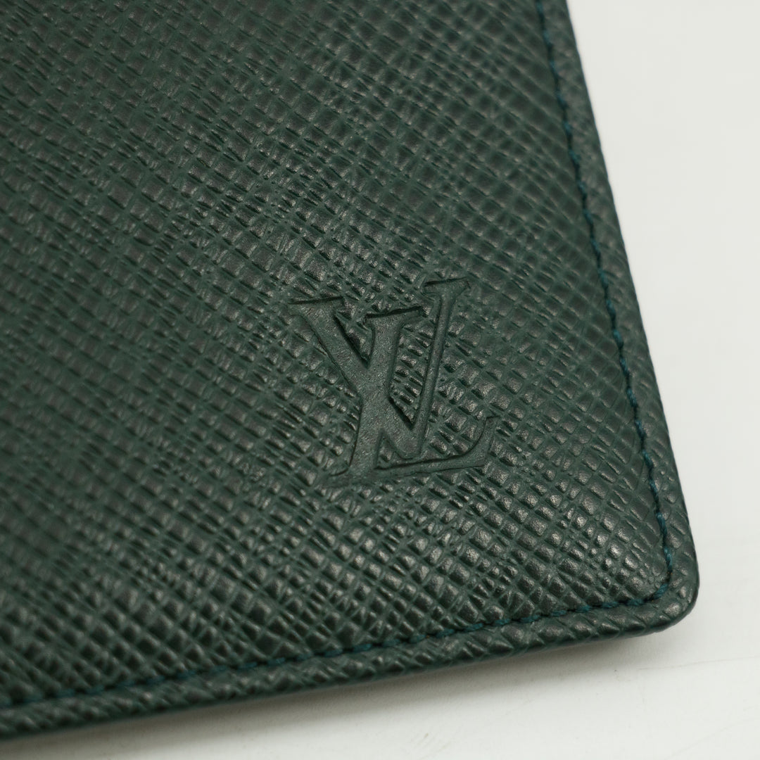 Louis Vuitton Green Taiga Long Wallet #3078