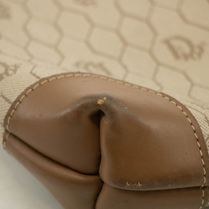 Christian Dior Honeycomb PVC Beige Clutch Bag #3653