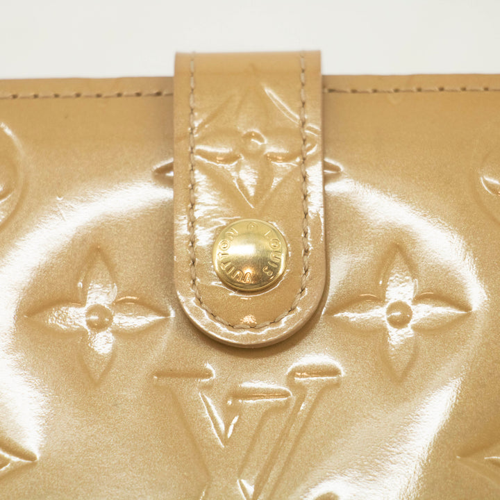 Louis Vuitton Beige Vernis Kisslock Wallet #3867