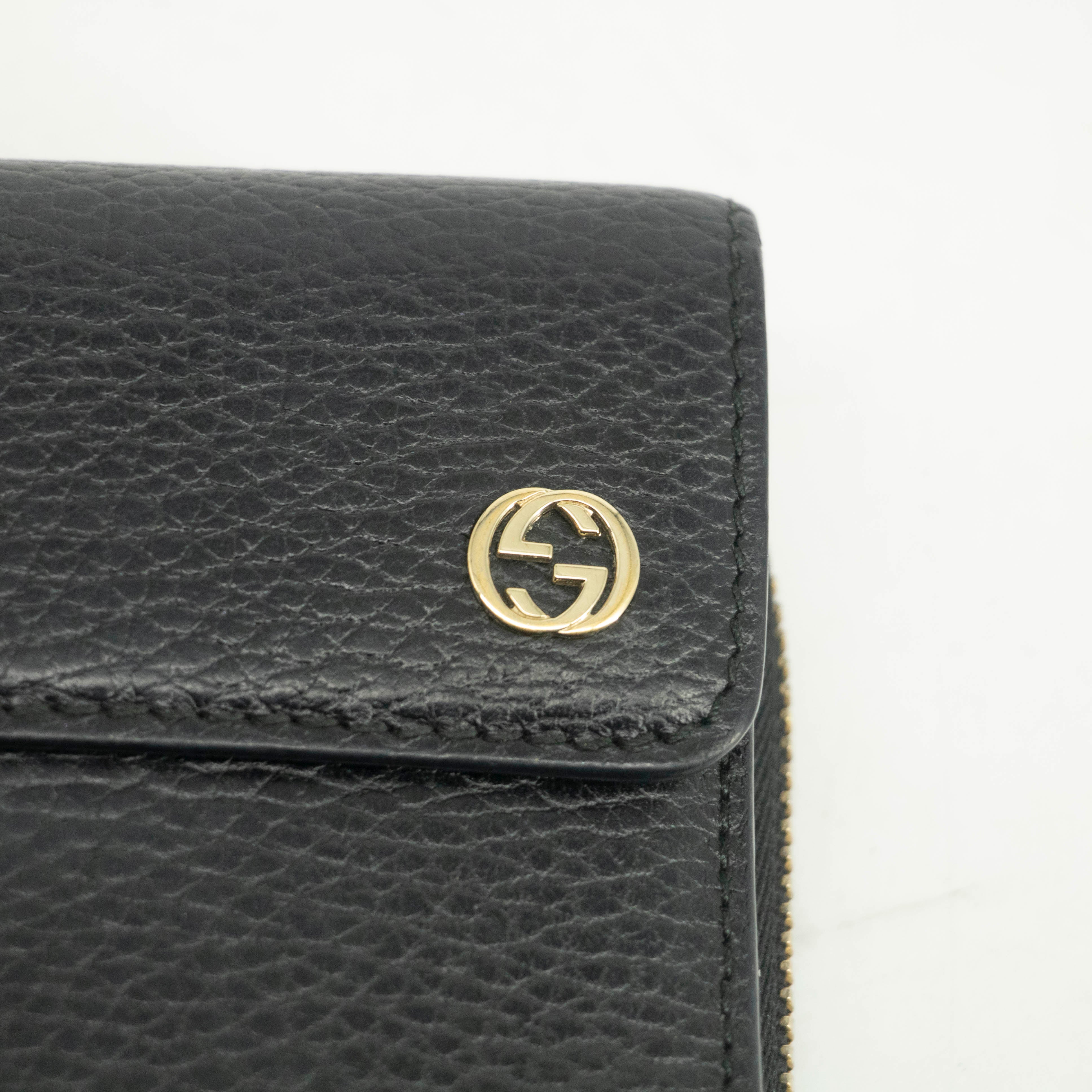 ①GUCCI Tri-Fold Wallet Interlocking G Gucci Trifold Wallet Soho Interlocking Gg Leather Logo