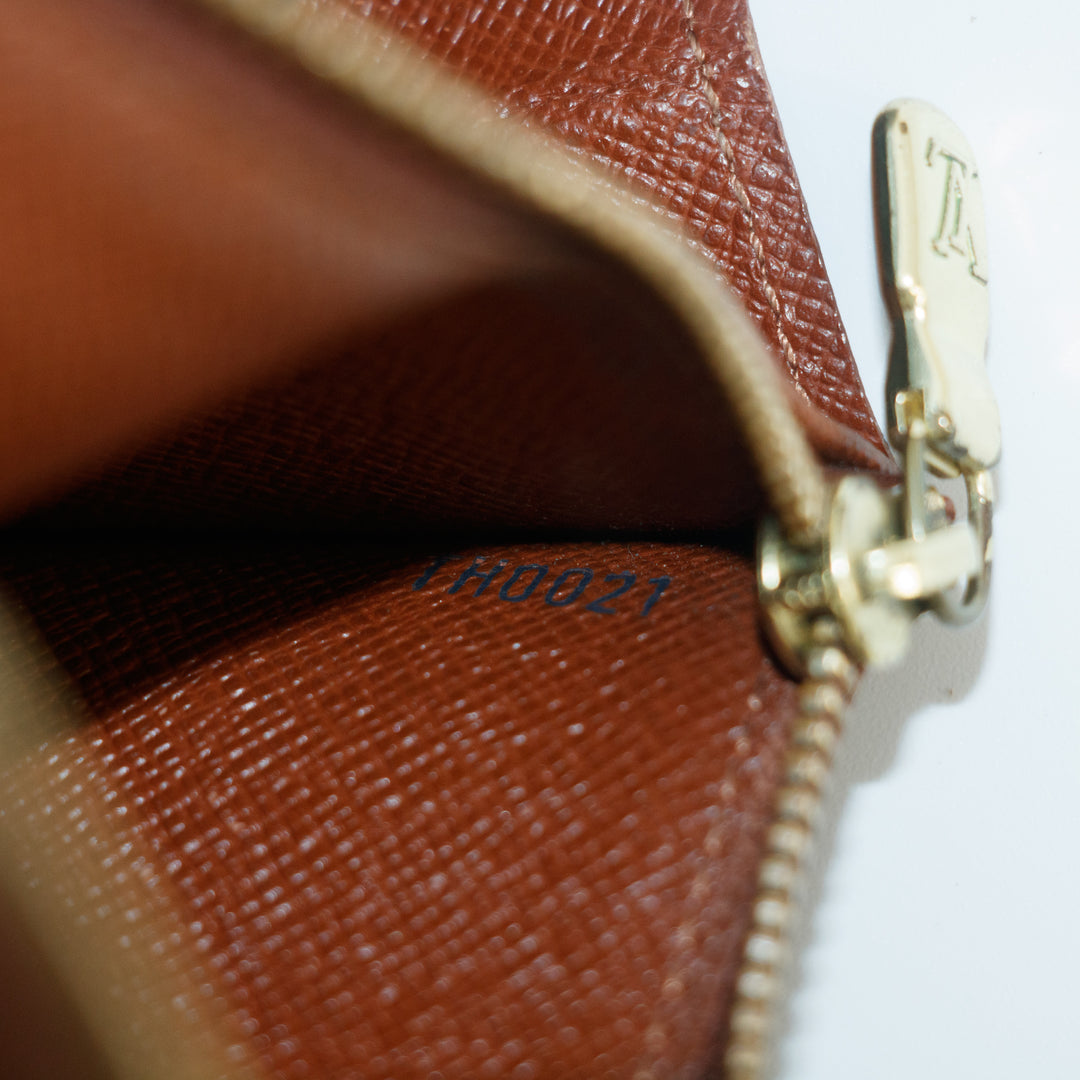 Lous Vuitton Monogram Canvas Sarah Long Wallet #5153