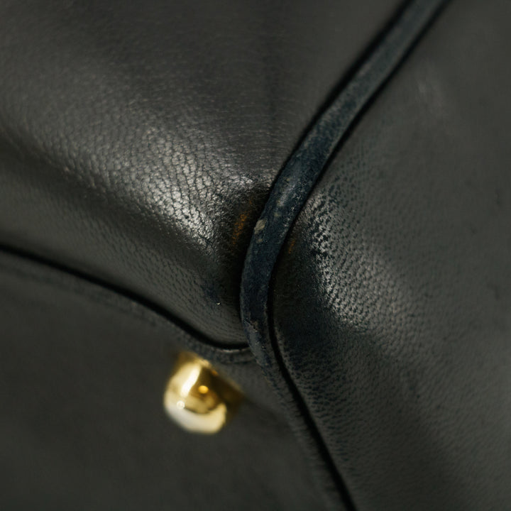 Chanel Black Lambskin V Stiched Shoulder Bag #9426
