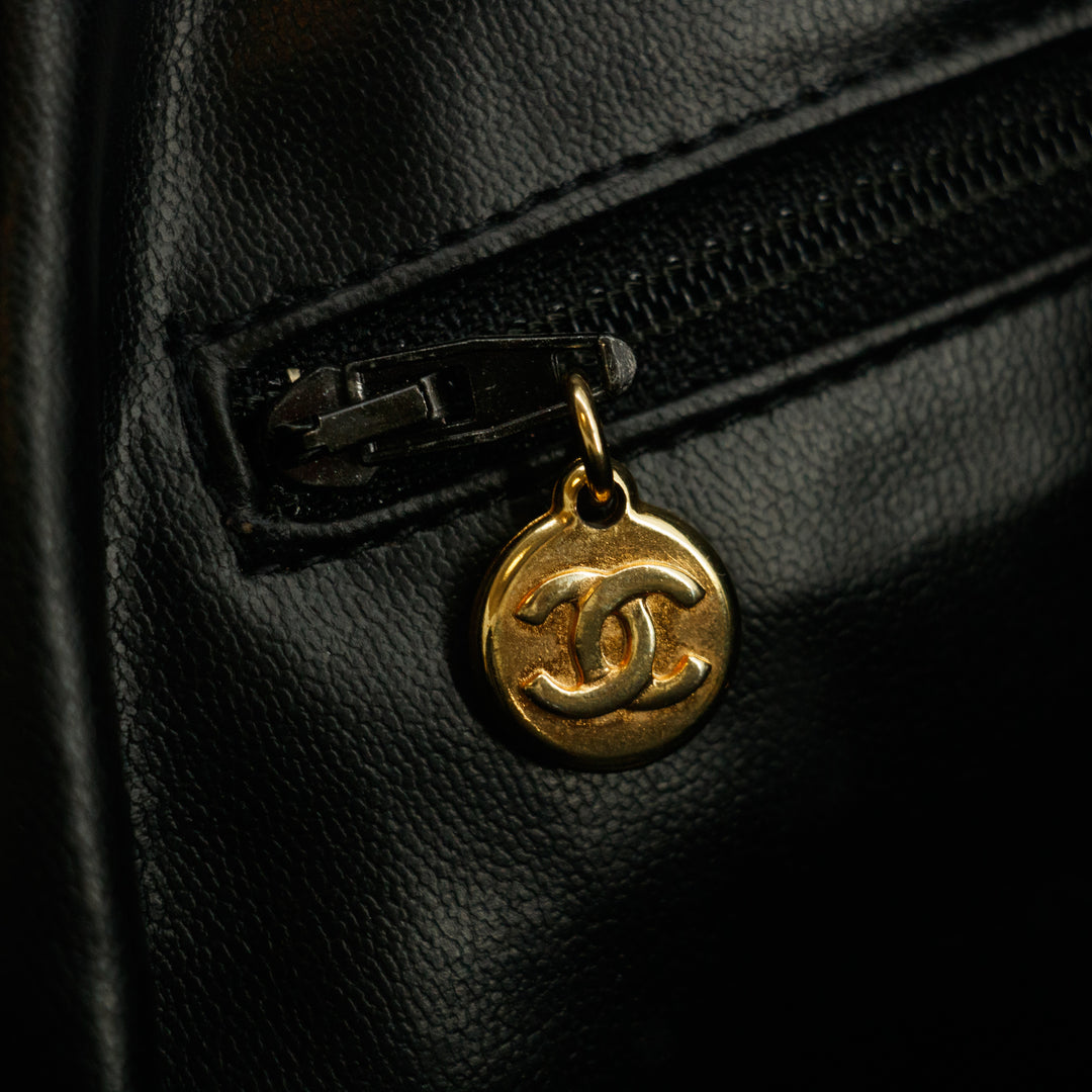 Chanel Black Lambskin V Stiched Shoulder Bag #9426