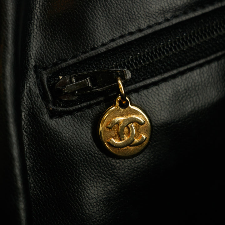 Chanel Black Lambskin V Stiched Shoulder Bag #9426