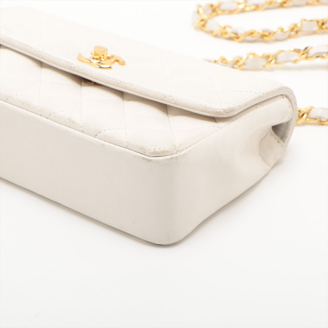 Chanel Matelasse Lambskin Single Flap Single Chain Bag White Gold Metal Fittings SKU-#3751