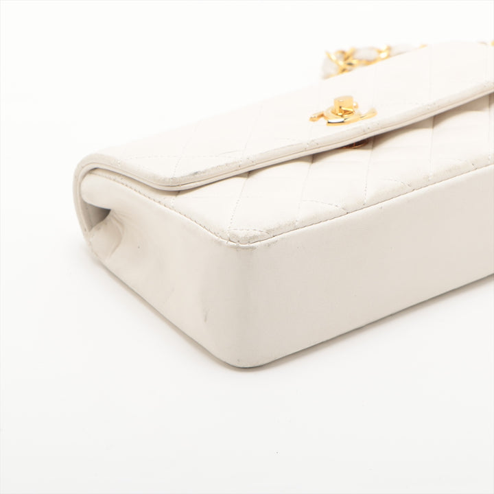 Chanel Matelasse Lambskin Single Flap Single Chain Bag White Gold Metal Fittings SKU-#3751
